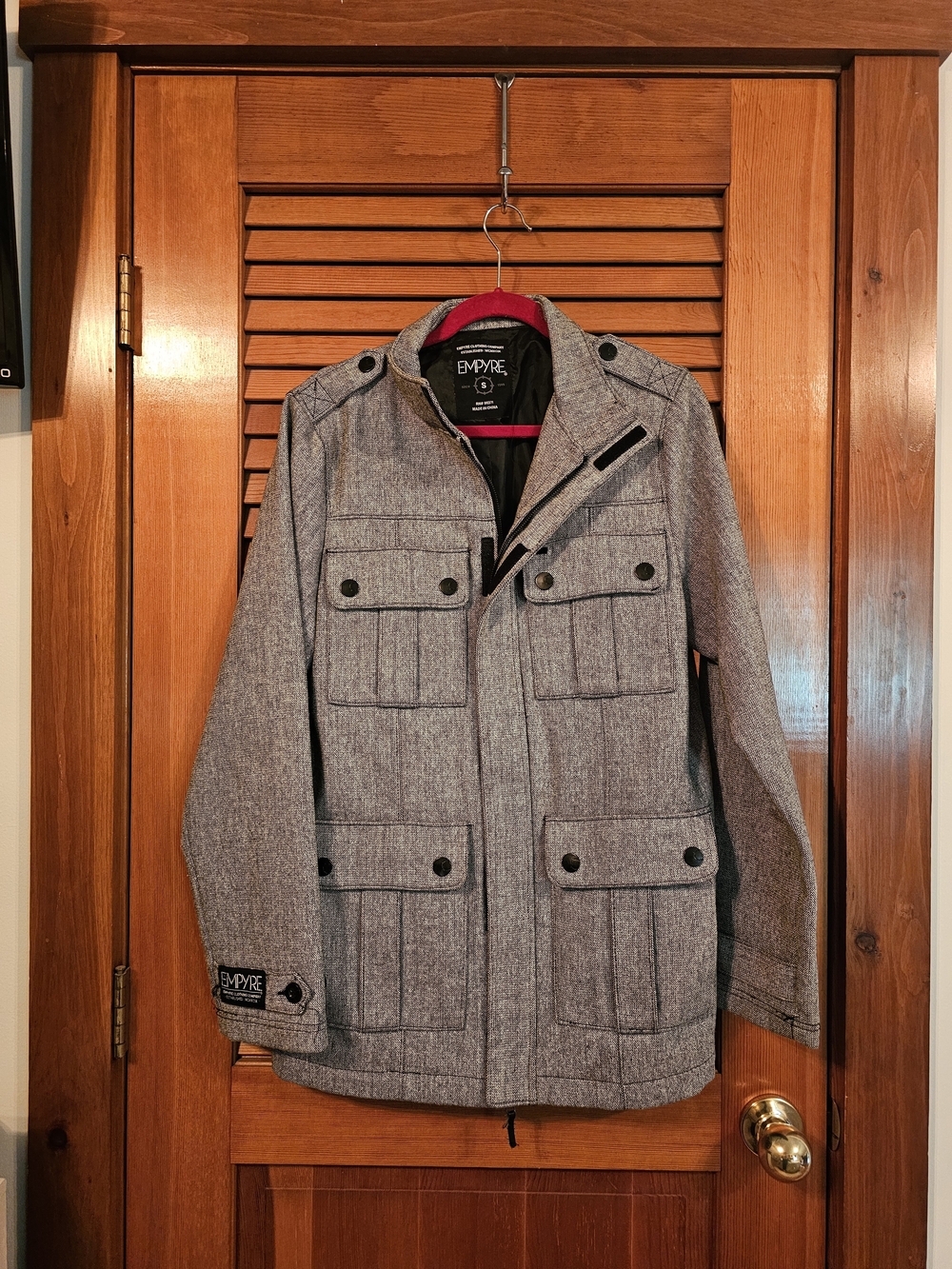 Empyre Men's Gray Snowboard Jacket